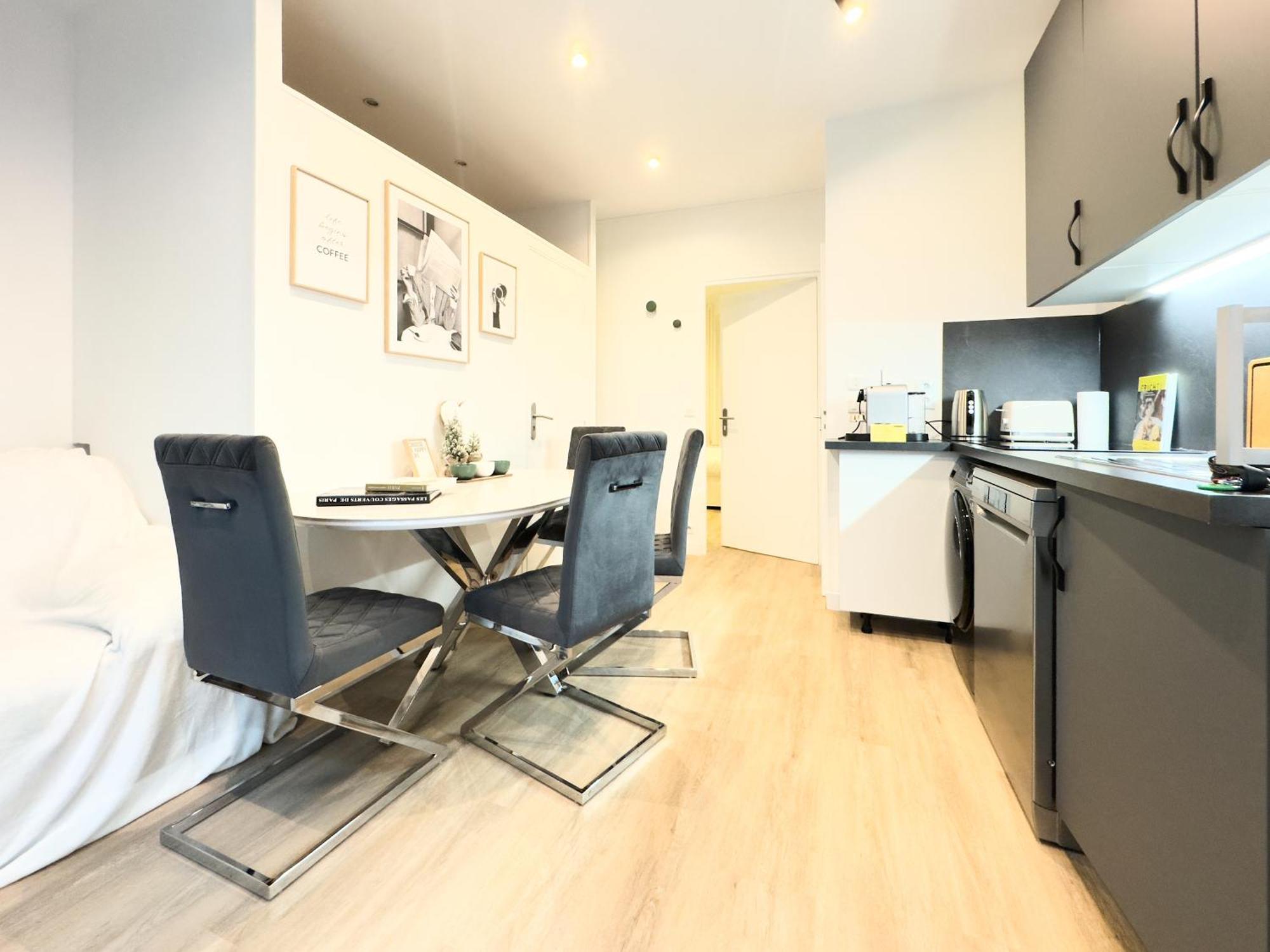 Penbed - Montparnasse 1 - 3 Pieces Apartment Paris Bagian luar foto